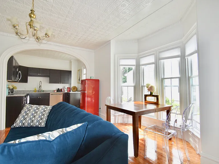 35 Cumberland St #1 — Photo 3