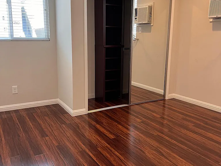 418 S Rexford Dr #C — Photo 5