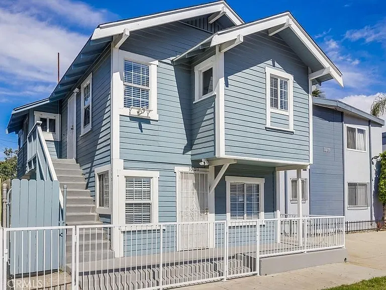 1007 Lewis Ave — Photo 1