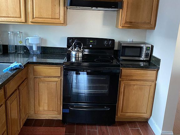 5th image of 1098 Southgate Ave