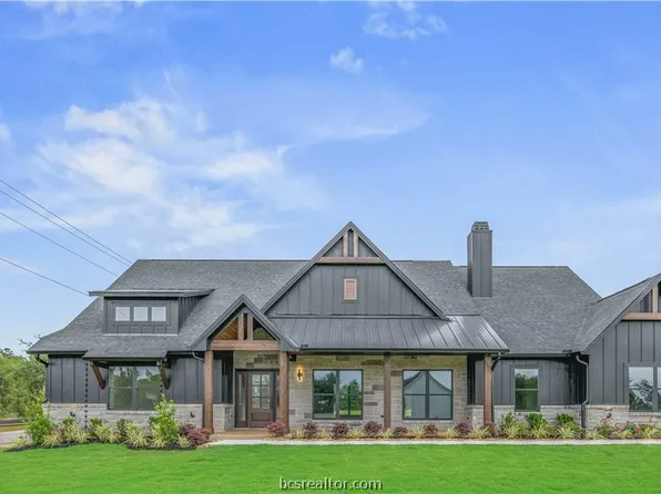 5403 Woodland Park Dr, College Station, TX 77845