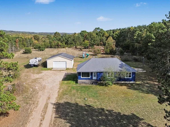 1510 Old M37, Mesick, MI 49668