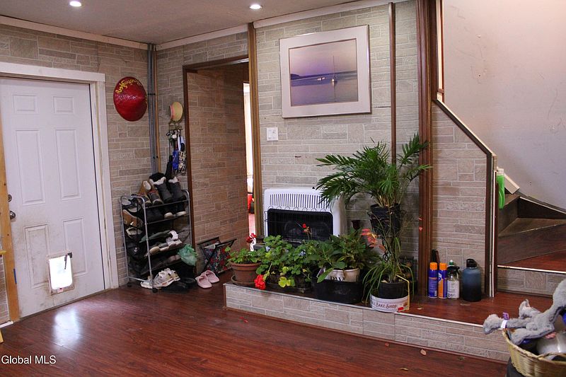 3rd image of 1576 4th Street