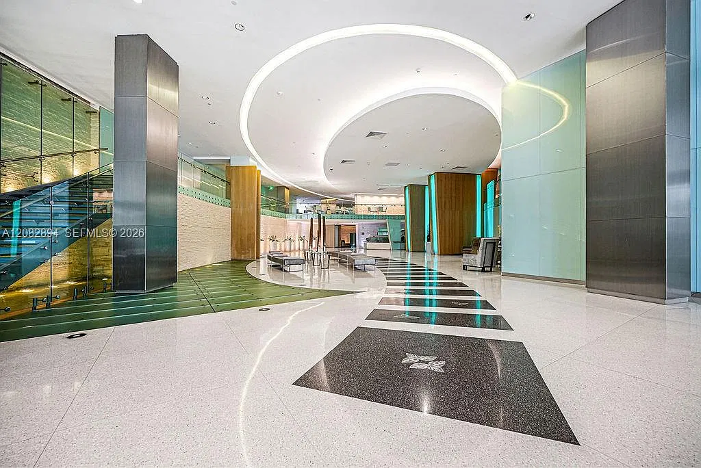 2 bed, 2.0 bath, $3,900 — Photo 1