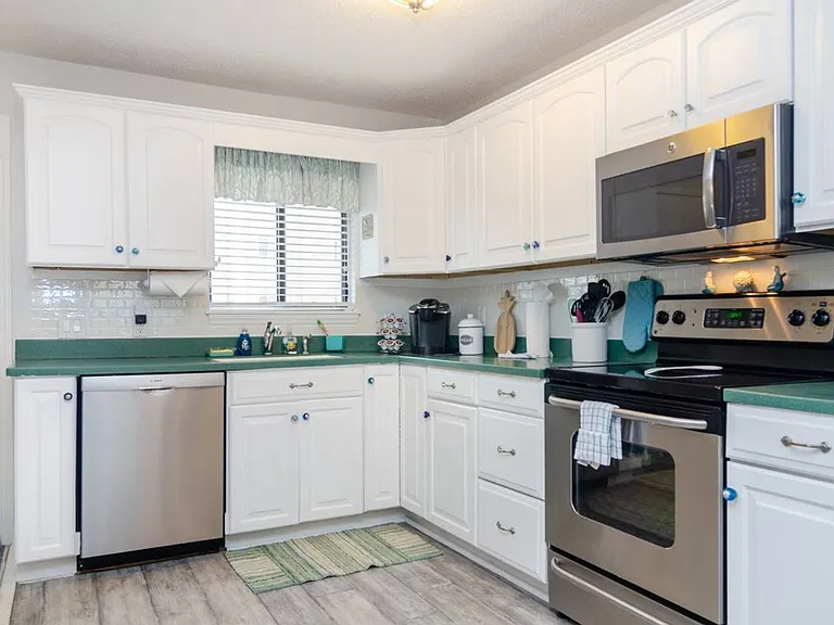 1101 Lake Park Blvd S #1B — Photo 11