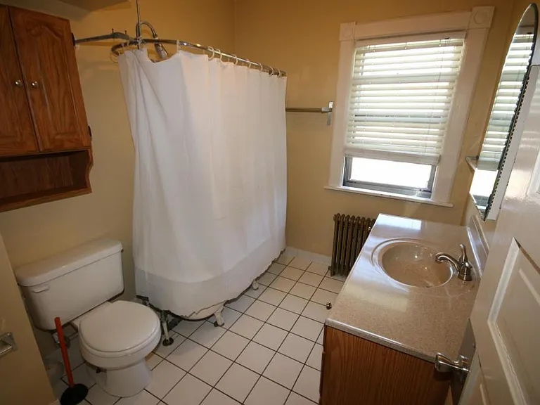 1835 Dayton Ave — Photo 11