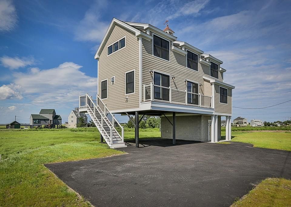 1st image of 65 Plum Island Tpke #65