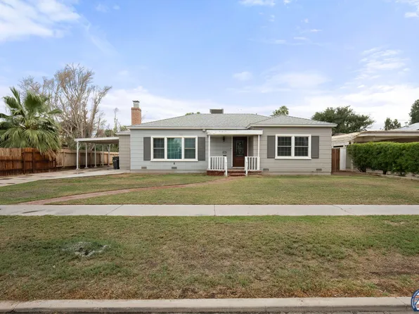 755 Sandalwood Dr, El Centro, CA 92243