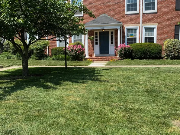4439 36th St S APT B1, Arlington, VA 22206