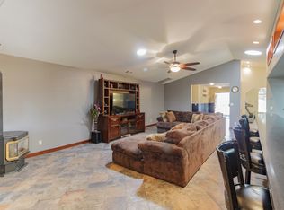 847 Cardiff Ct, Redding, CA 96003