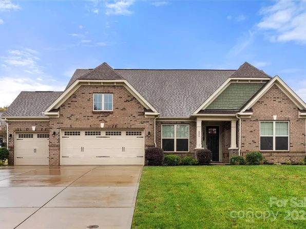 206 Houston Blair Rd, Matthews, NC 28104