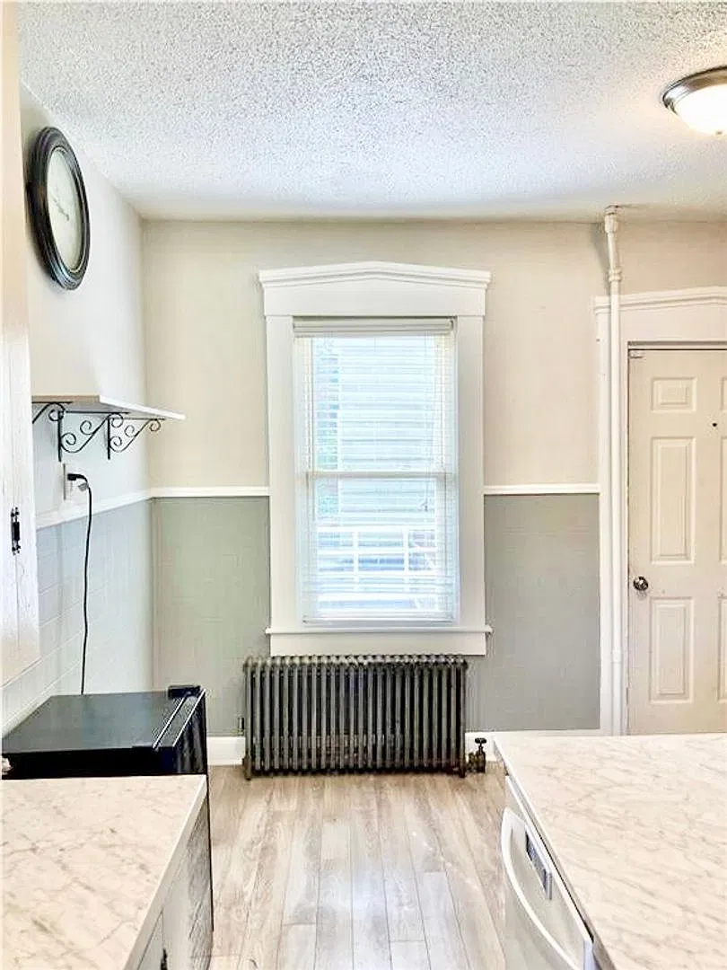 437 North Main Street — Photo 4