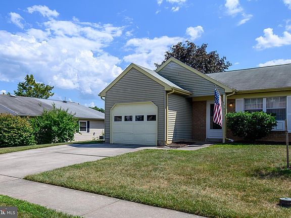 2nd image of 7031 Arbor Dr