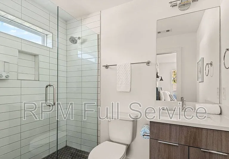 208 Myrtle St #A — Photo 7