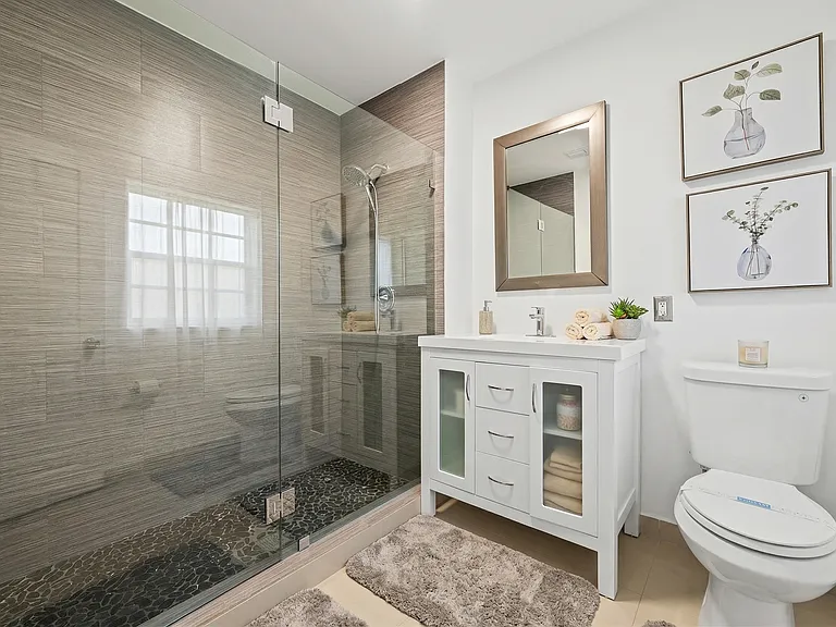 1217 Seabreeze Blvd — Photo 22