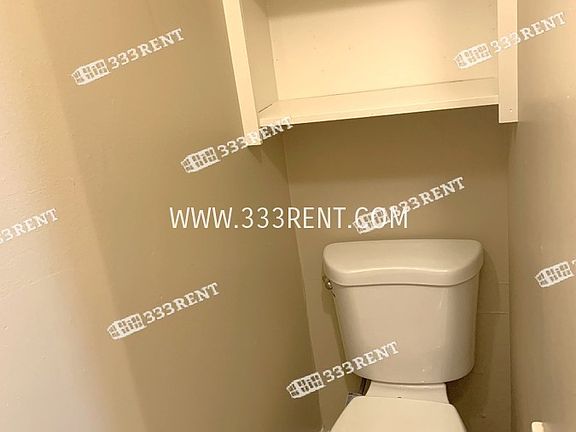 5th image of 702 W South Ave #1