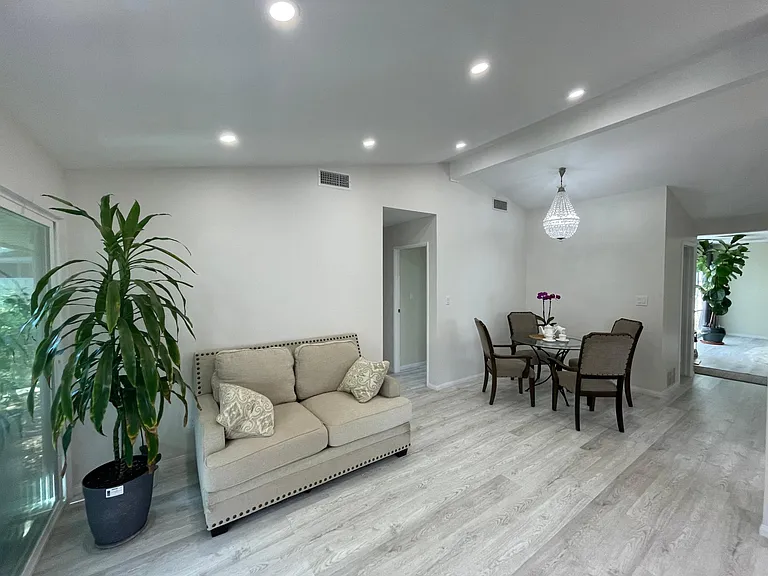 6363 Waterfall Pl — Photo 5