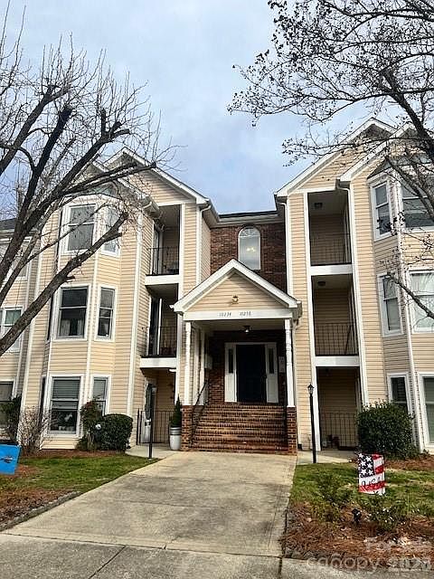 1st image of 10244 Rose Meadow Ln