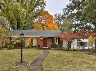 35 Turf Ct, Saint Louis, MO