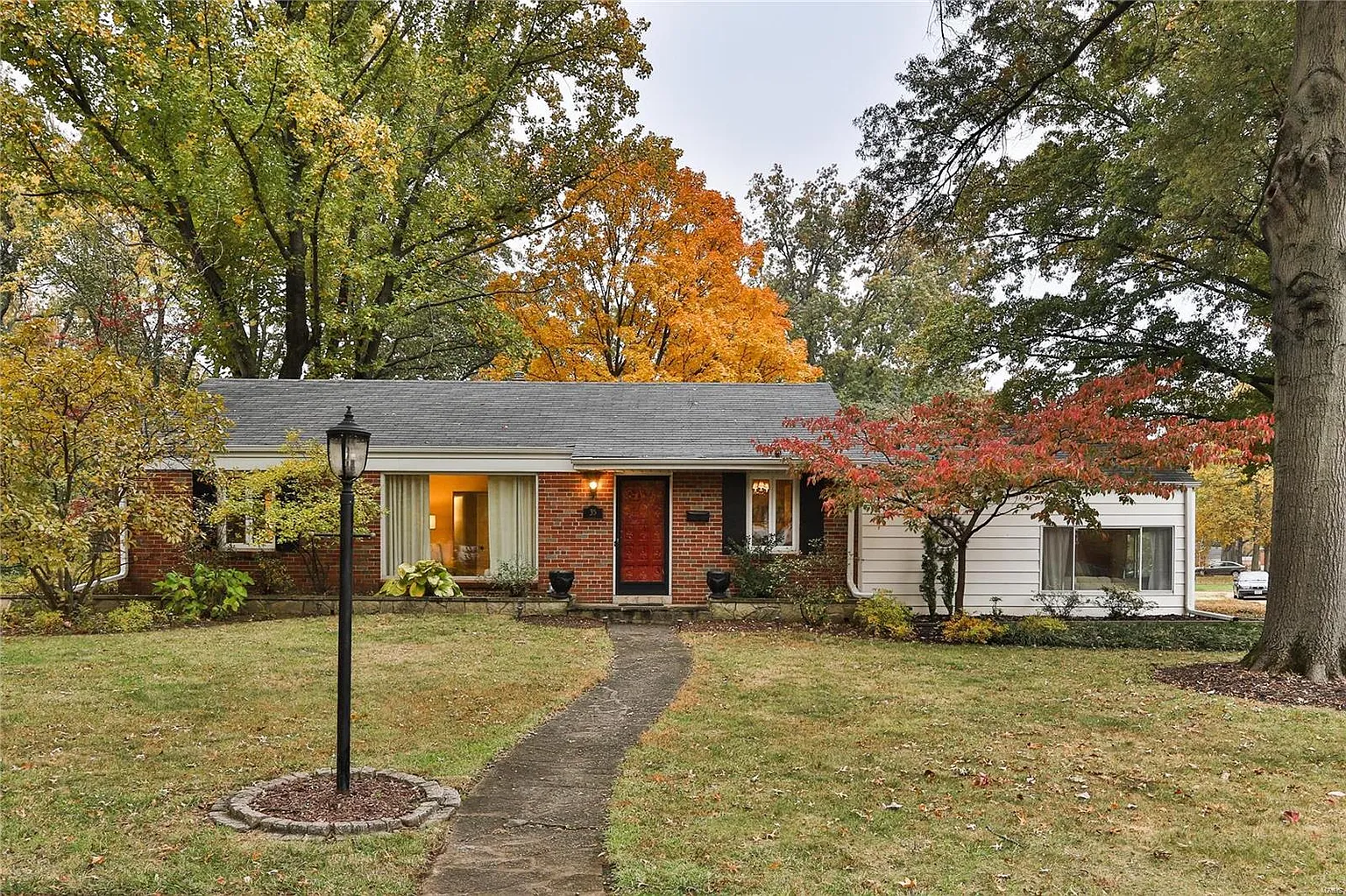 35 Turf Ct photo 1