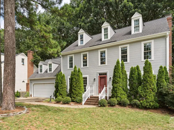 2025 Thorpshire Dr, Raleigh, NC 27615