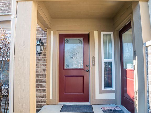 3rd image of 2215 Rolling Hills Dr