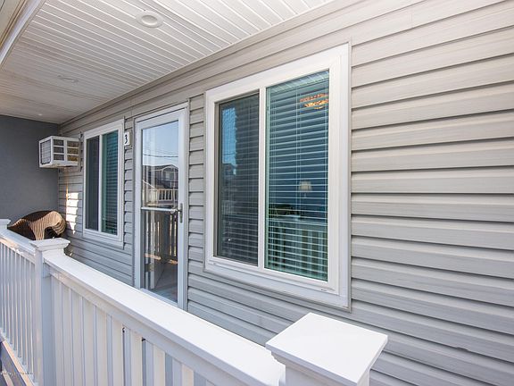 2nd image of 28 K St #3