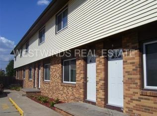 1102 Hollywood Blvd APT 03, Iowa City, IA 52240