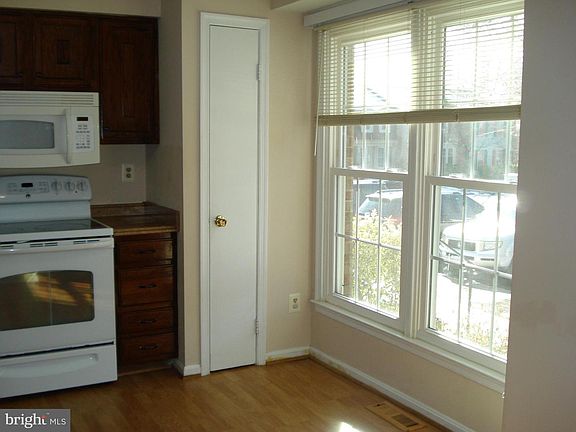 4th image of 9677 Scotch Haven Dr
