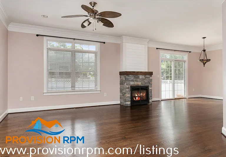 618 Cypress Ln — Photo 6