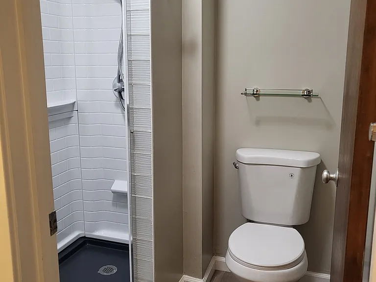 26 Hayward Ave #205 — Photo 21