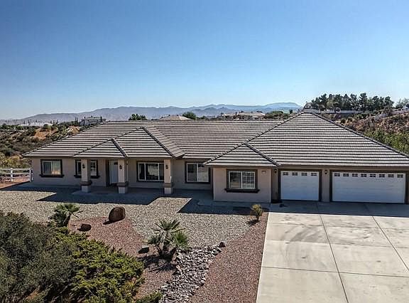 2nd image of 9773 Desmond Dr