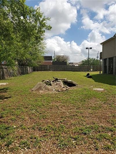 2nd image of 6053 Vermillion Blvd