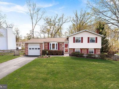 908 E Roanoke Rd, Sterling, VA, 20164