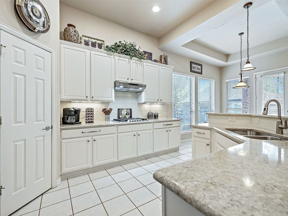 1st image of 1386 Shadow Creek Dr