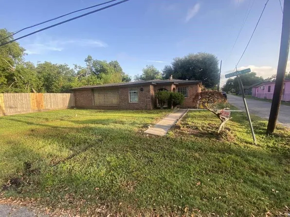 4419 Quitman St, Houston, TX 77026