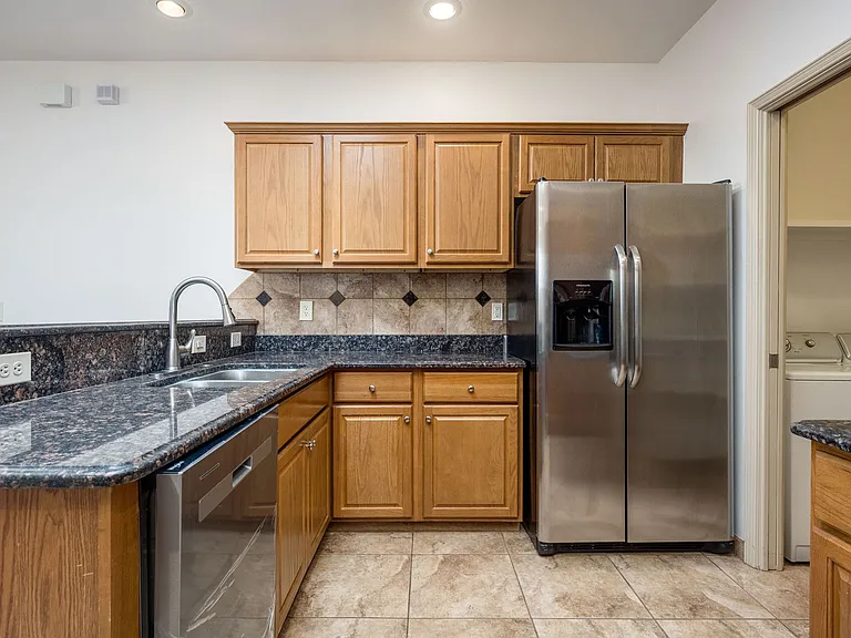 4405 Levante Dr — Photo 13