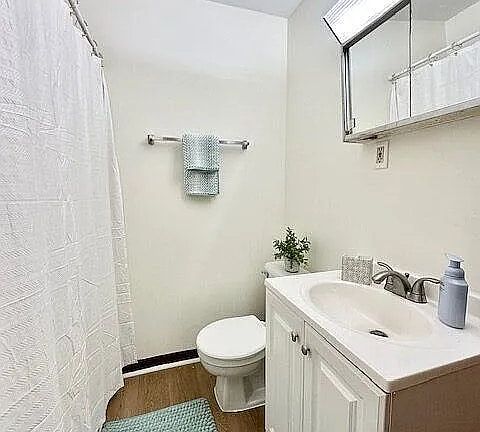 2nd image of 52 Pine St #54-1L