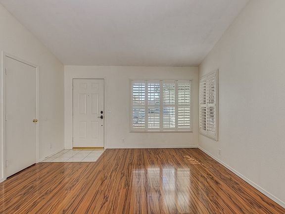 5th image of 7874 W Krall St