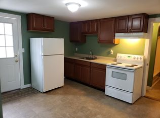 67 S Main St, Moosup, CT 06354