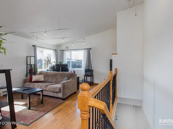 7085 Weimer Rd APT 3, Anchorage, AK 99502
