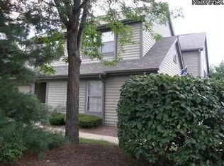 269 N Bayshore Dr, Columbiana, OH 44408