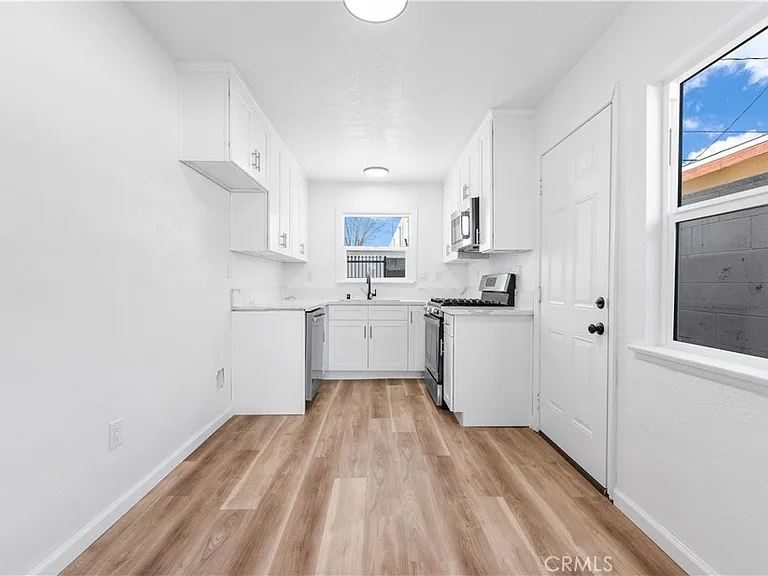 44945 Trevor Ave — Photo 7