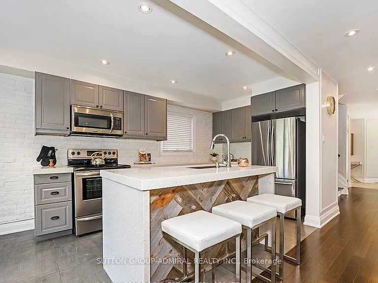 68 Patna Cres — Photo 12