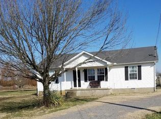 121 Eagle Creek Dr, Christiana, TN 37037