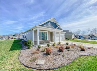 4209 Limestone Ct, Clemmons, NC 27012