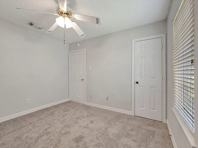2505 Ironclad Dr — Photo 20