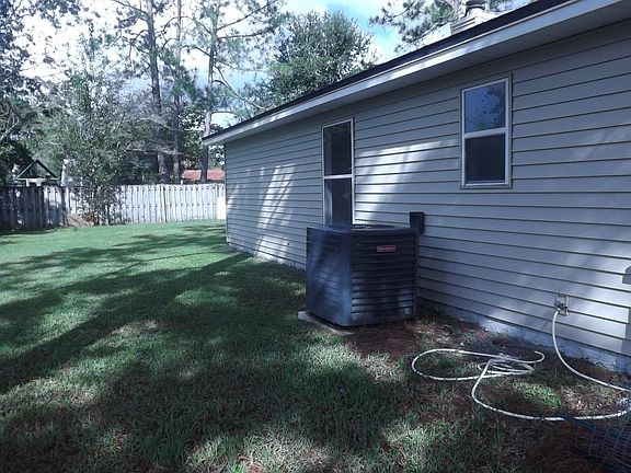 3rd image of 9992 Lightner Ln
