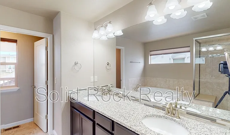 6404 Cubbage Dr — Photo 13