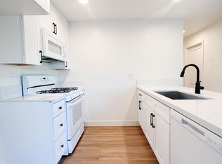 698 Camino De Los Mares APT 4, San Clemente, CA 92673
